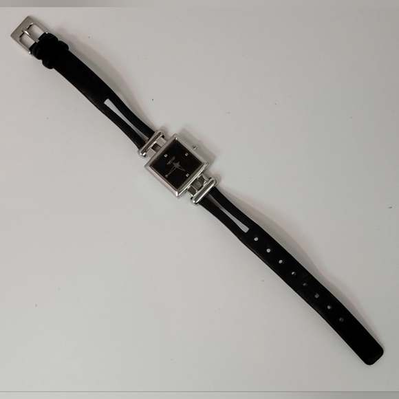 ⌚️ Kenneth Cole Women's Watch - Picture 3 of 7